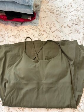 Olive Green Strappy Active Tank Top HALARA medium